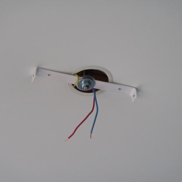 Монтаж закладной под люстру